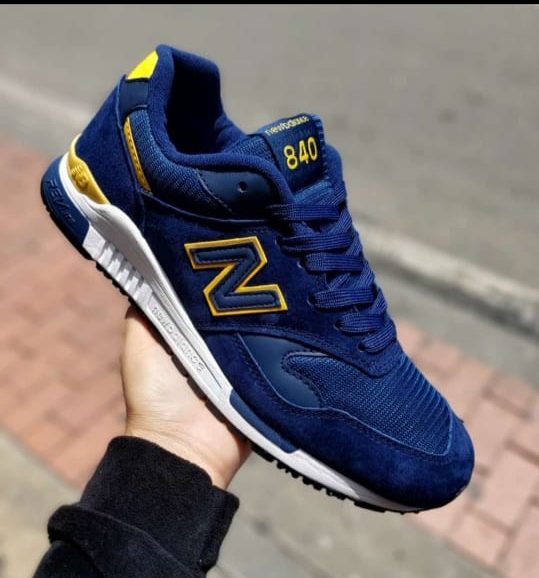 new balance azules hombre