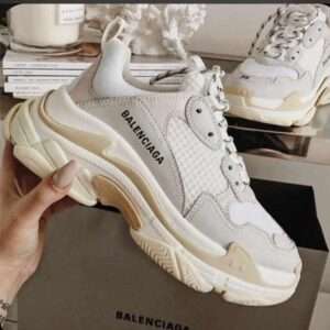 Balenciaga Triple S Hombre Réplica AAA