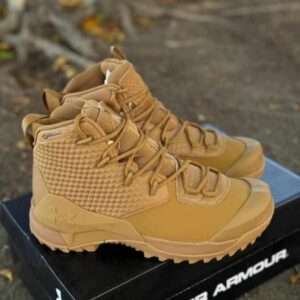 Under Armour Bota Hombre Réplica AAA